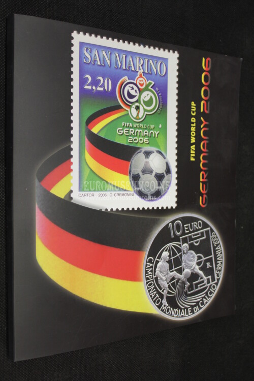 2004 San Marino 5 + 10 Euro PROOF Mondiali Calcio Germania 2006 in argento buste filateliche numismatiche in folder