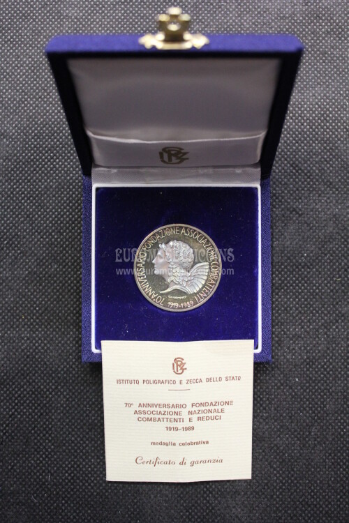 1989 Italia Fondazione Nazionale Combattenti e Reduci medaglia in argento
