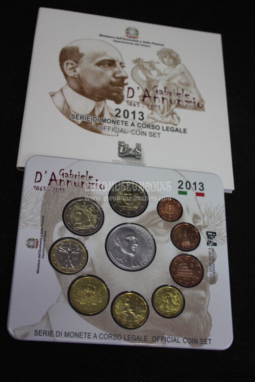 2013 Italia divisionale con 5 euro in argento FDC in folder ufficiale