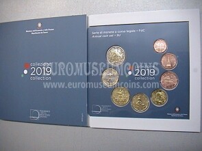 2019 Italia divisionale 8 monete FDC in folder ufficiale  