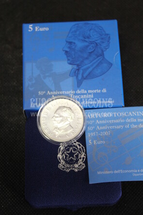 2007 Italia 5 Euro FDC TOSCANINI in argento con cofanetto  
